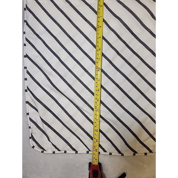 Set of 2 Pottery Barn Striped Pillow Cover Gray White 20x20 2015 Diagonal Washed - Picture 6 of 10